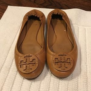 Tory Burch Reva Flat_ tumbles leather, cognac